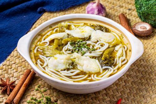吃瓜还是土豆粉,揭秘两种美食的诱惑与魅力
